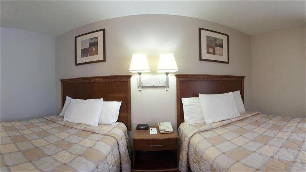 Candlewood Suites Fort Wayne - Nw By Ihg Kültér fotó